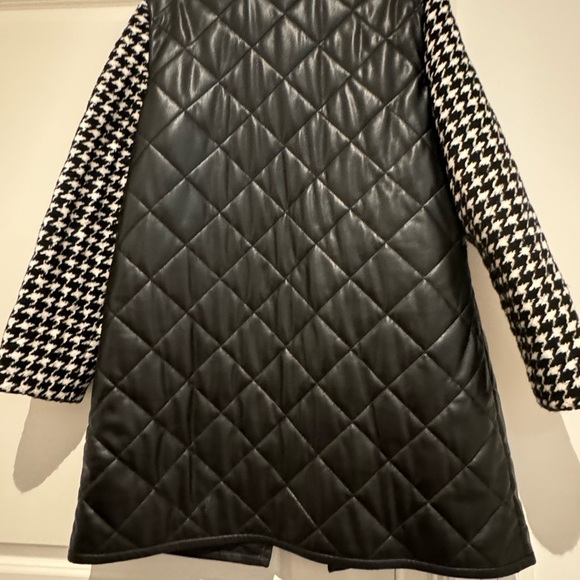 alice + olivia Susan quilted houndstooth vegan leather coat - Picture 5 of 14